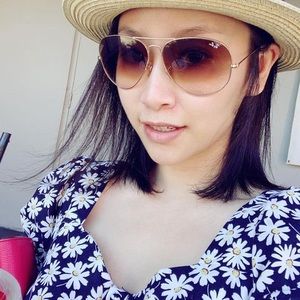 Meet your Posher, Mengdie